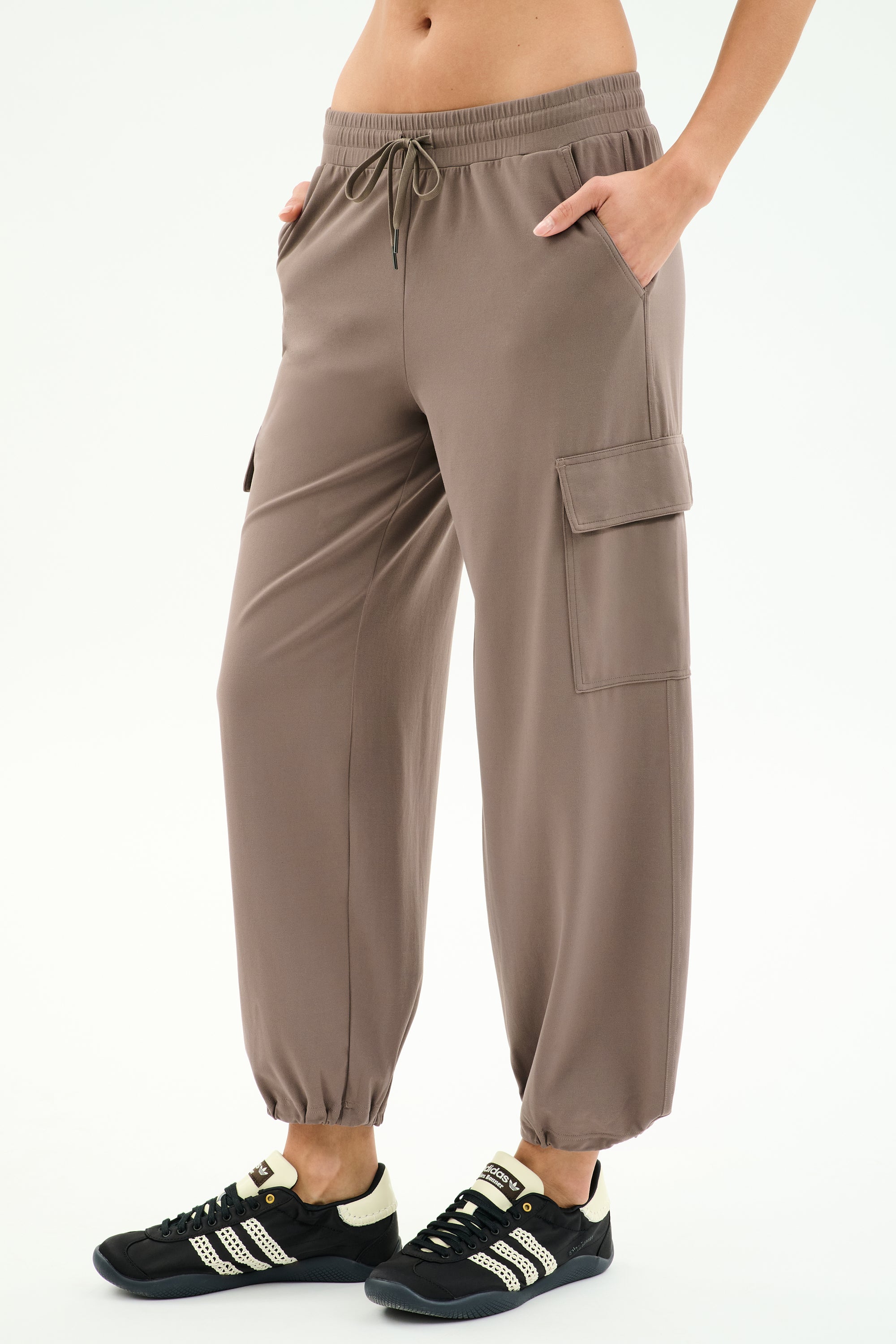 Nico Airweight Cargo Pant - Lentil – SPLITS59