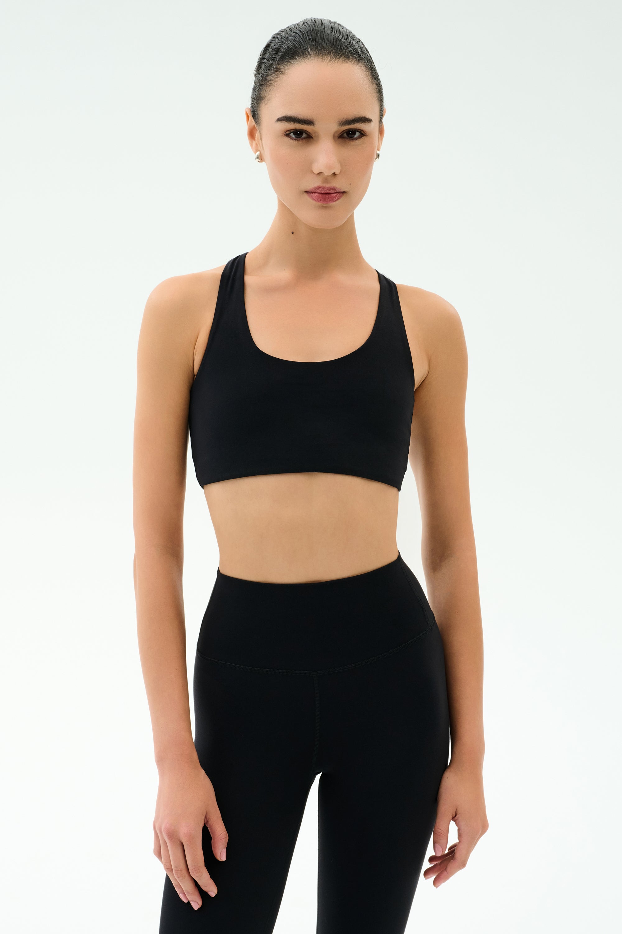 Women's Sara Airweight Sports Bra in Black – SPLITS59