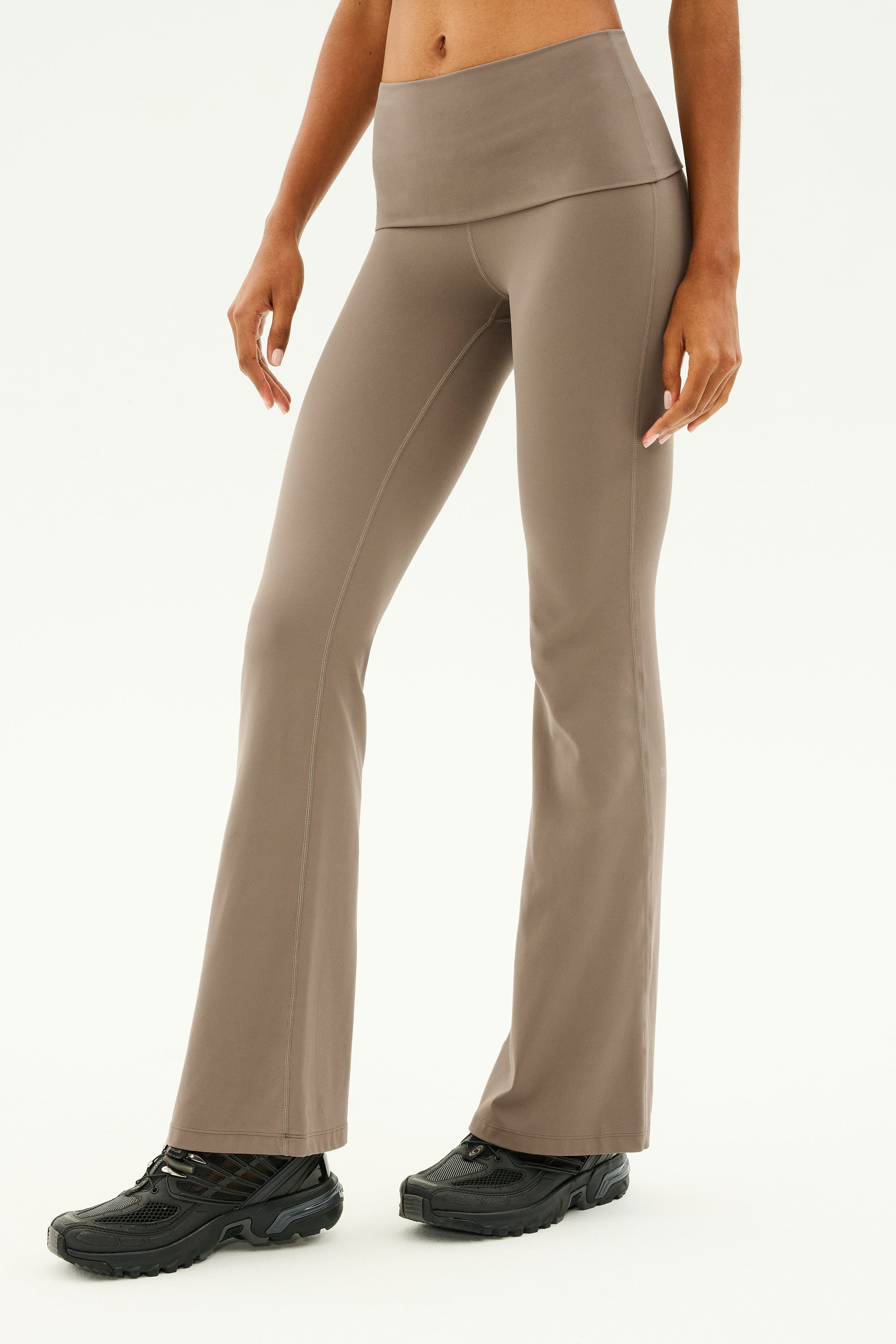 Raquel Airweight Foldover Flare Lentil – SPLITS59