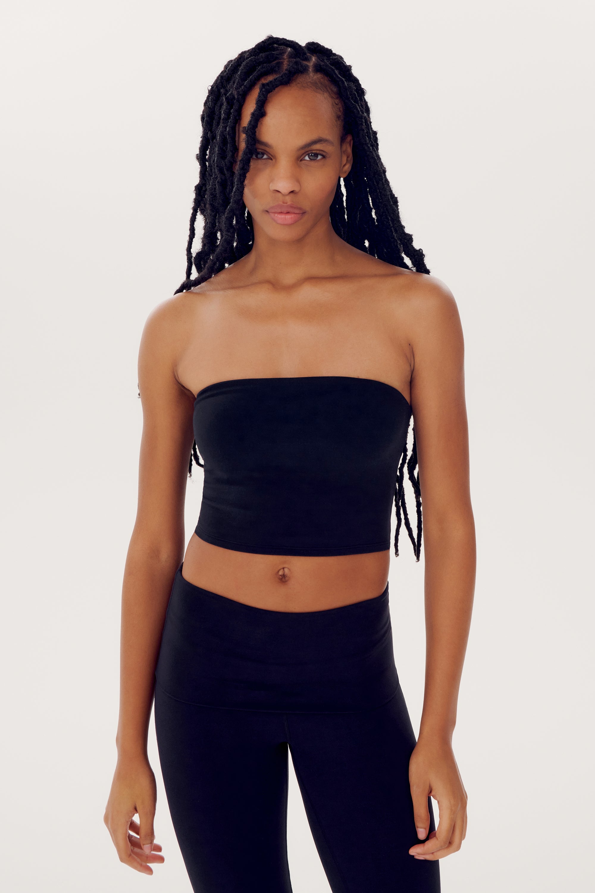 Splits59 Hazel Airweight Crop Bandeau - Black M Splits59 Hazel Airweight Crop Bandeau - Black M