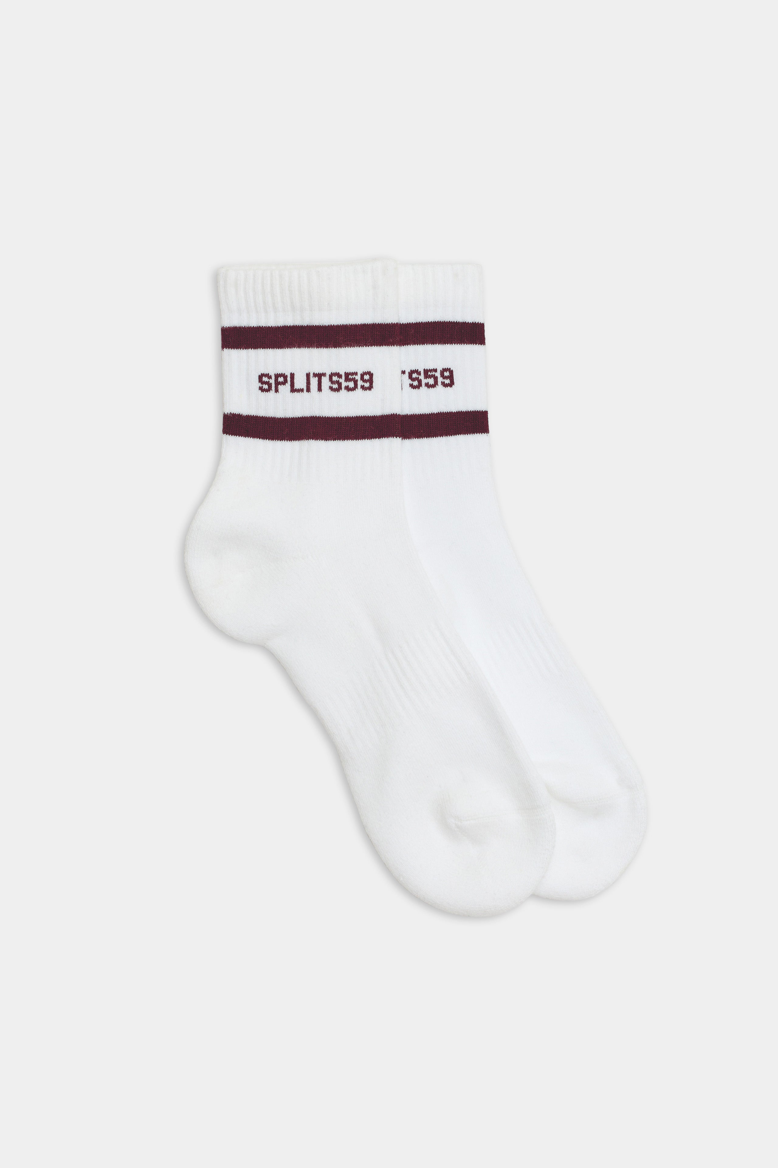 A pair of SPLITS59 Logo Stripe Quarter Socks in White/Dark Cherry, featuring maroon stripes and the text "SPLITS59" on the cuffs, reminiscent of vintage sport style, set against a plain background.