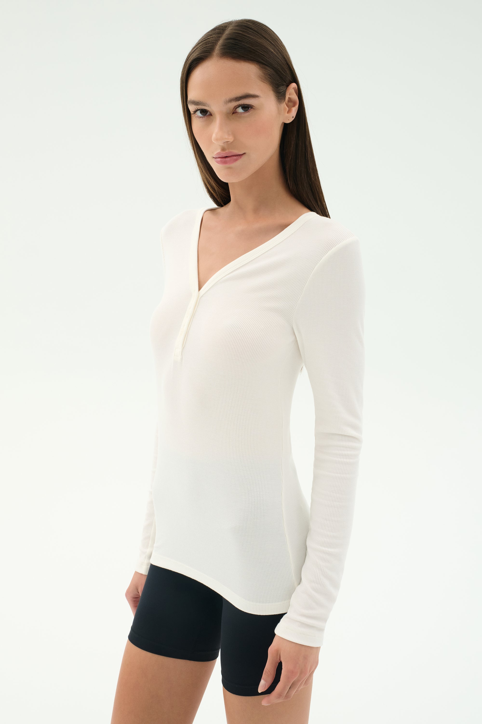 Louise Rib Henley - White