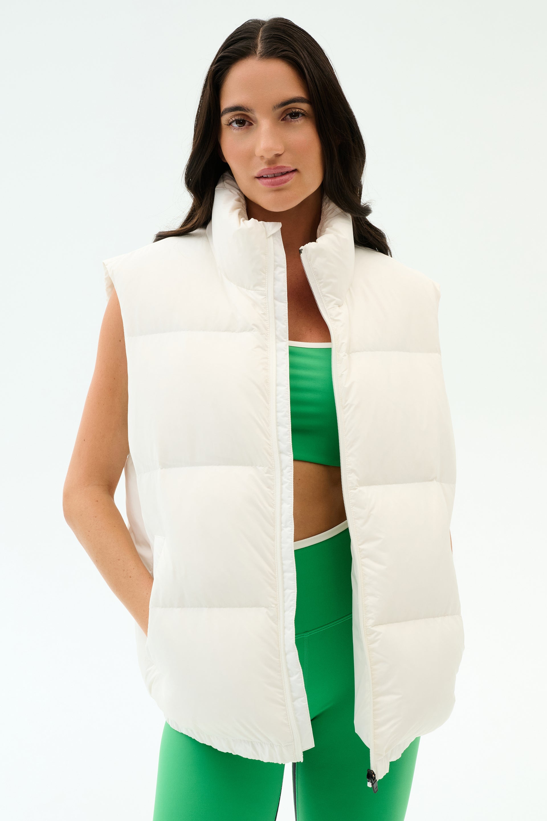 Summit Nylon Puffer Vest White – SPLITS59