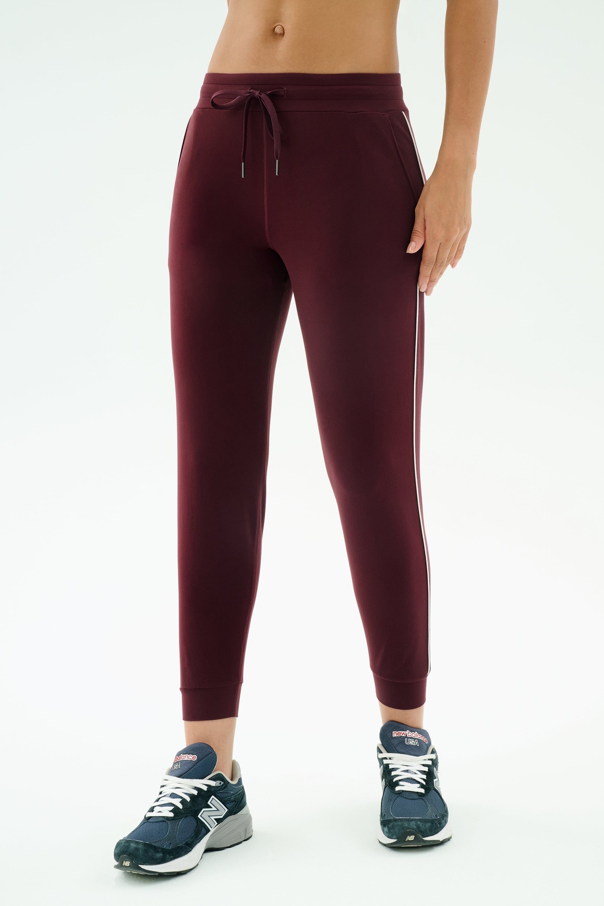 Airweight Jogger 7/8 with Piping - Dark Cherry/Indigo