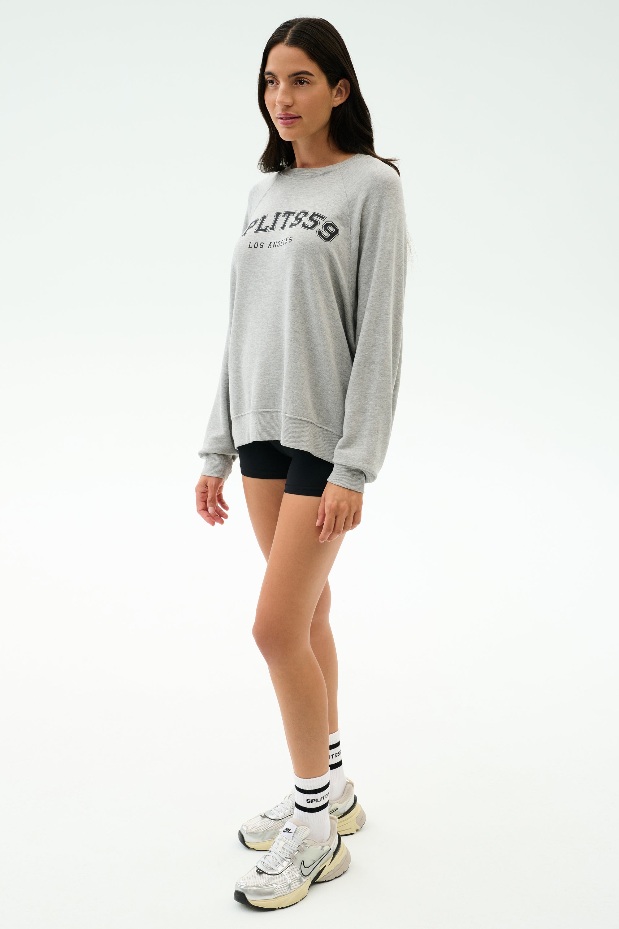 PEOPLE 1 SWEAT TOPS / ASH GRAY　M 18000_Ash_Model_Front_1024x102